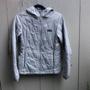 Patagonia Nano puff hooded jacket women’s XS